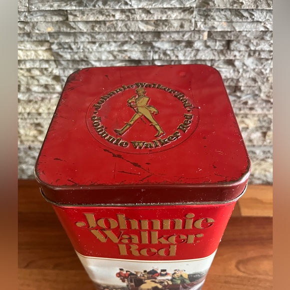 Vintage 1983 Johnny Walker Red Holiday Tin Collectible Container Empty 1.75 Lt. - Picture 6 of 8
